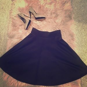 🌸ASOS Black high waisted scuba fabric skirt